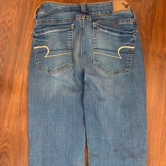 American Eagle Women’s High Waisted Skinny Jeans - Picture 3 of 5